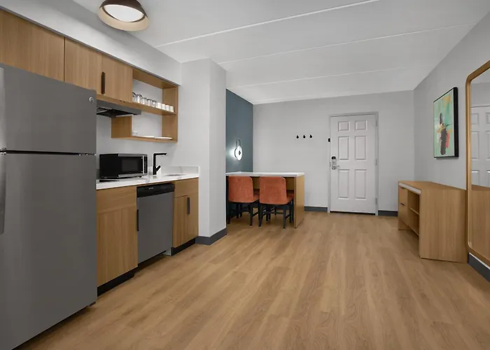 Hotel Homewood By Hilton Ft. Worth-north At Fossil Creek 3*